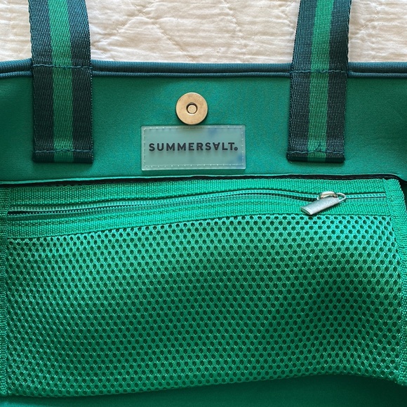 Summersalt Neoprene Tote - Picture 8 of 12